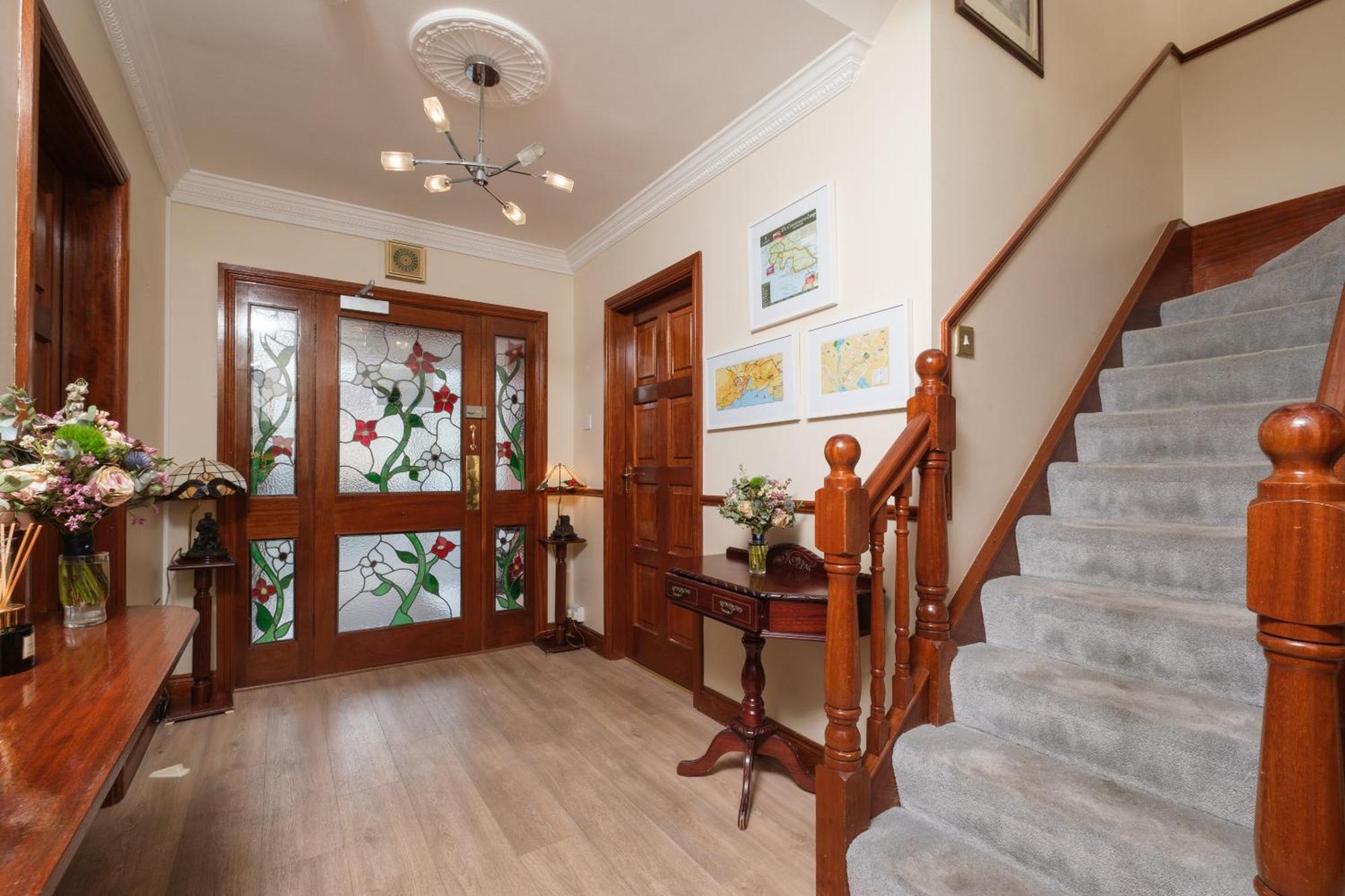 Four Seasons B&B Γκάλγουεϊ Εξωτερικό φωτογραφία